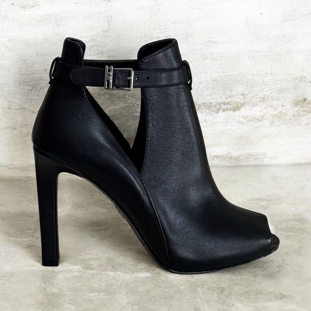NWOT Michael Kors Black Lawson Open Toe Stiletto Heel Ankle Boots Booties! Sz 6